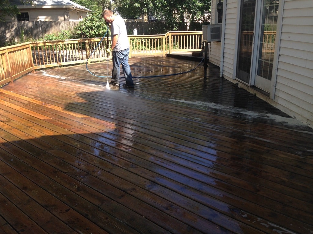 Deck Cleaning Rockford IL